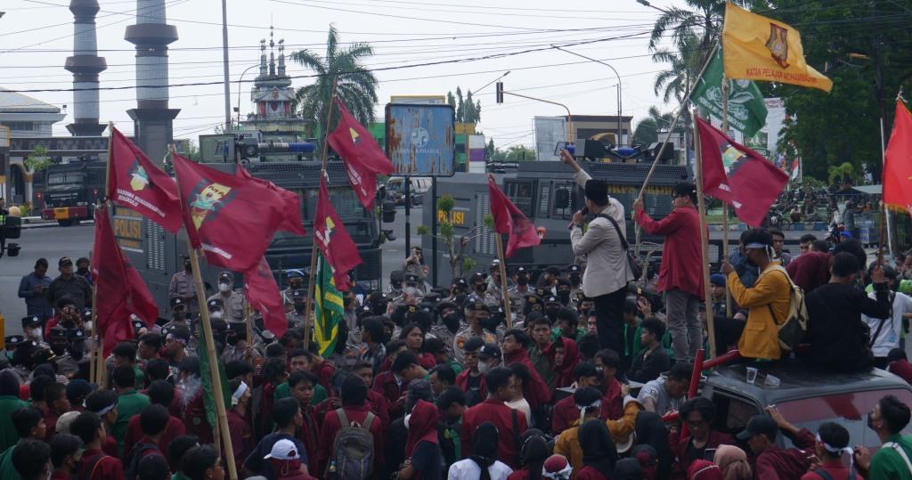 Demo Mahasiswa
